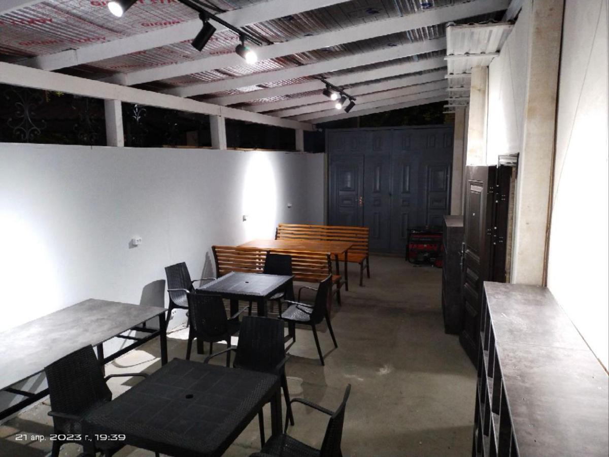 Hostel L&K ทาชเคนต์ ภายนอก รูปภาพ