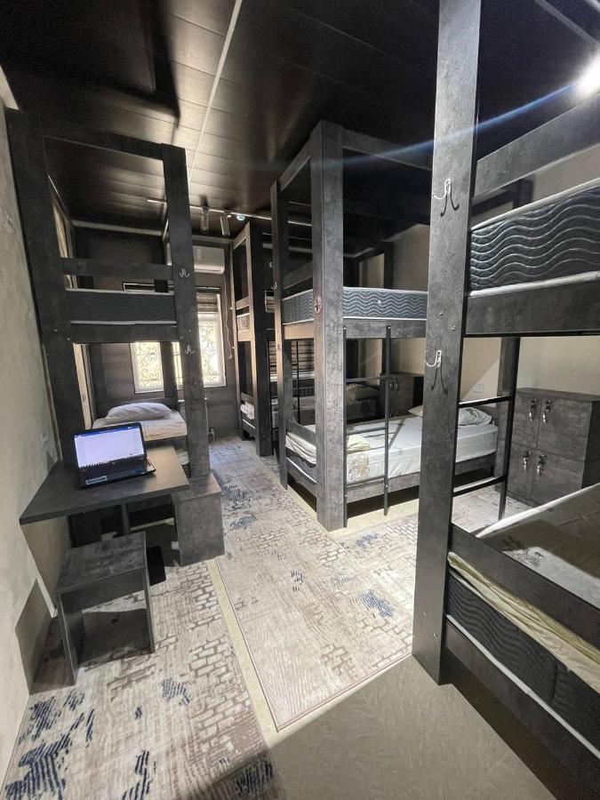 Hostel L&K ทาชเคนต์ ภายนอก รูปภาพ