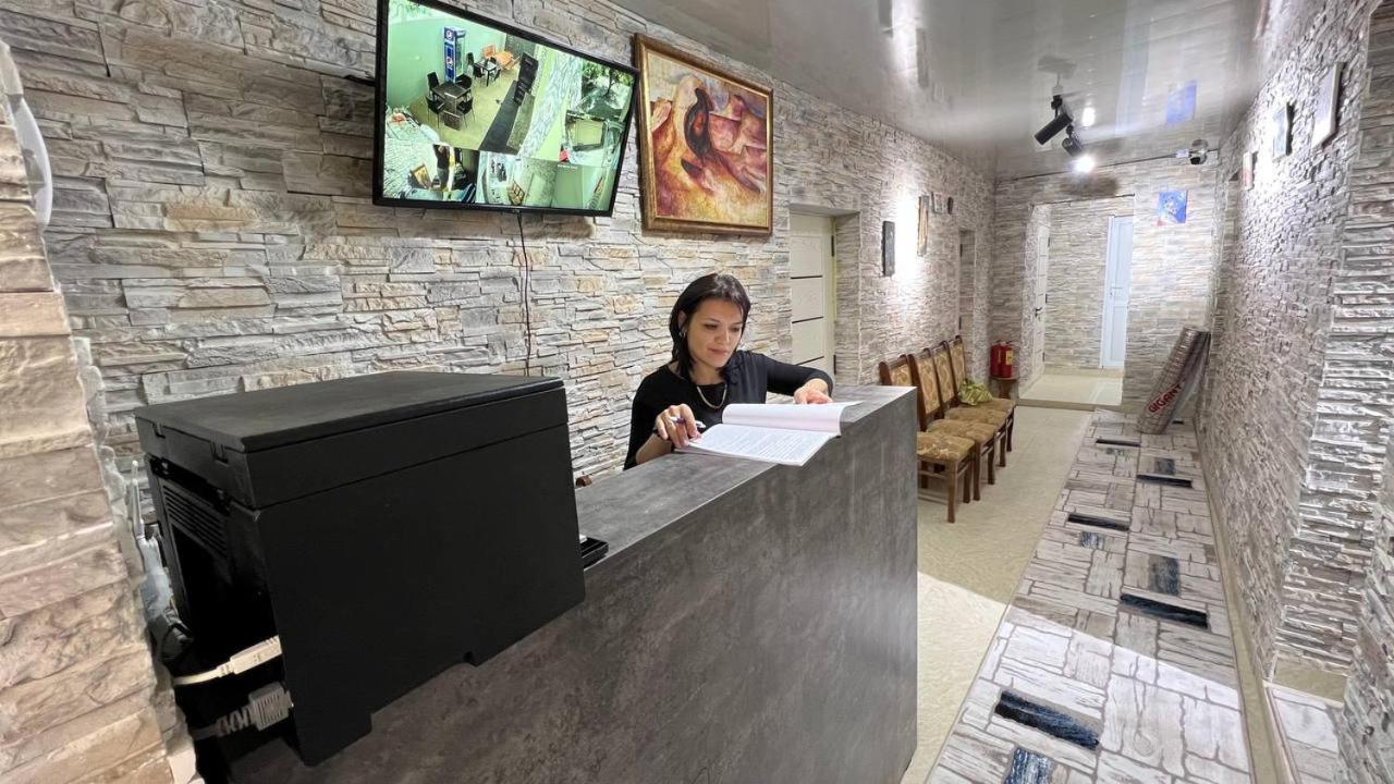 Hostel L&K ทาชเคนต์ ภายนอก รูปภาพ