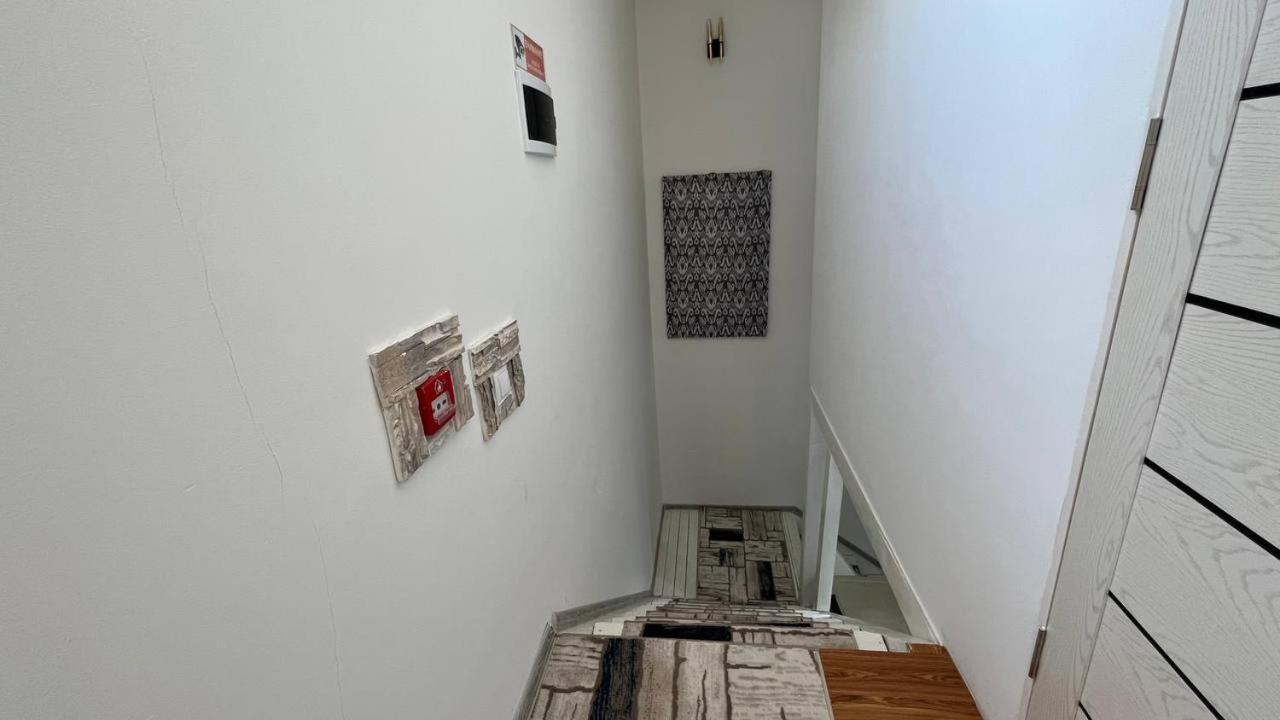 Hostel L&K ทาชเคนต์ ภายนอก รูปภาพ