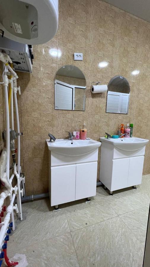 Hostel L&K ทาชเคนต์ ภายนอก รูปภาพ
