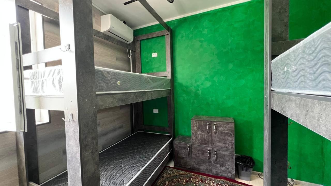 Hostel L&K ทาชเคนต์ ภายนอก รูปภาพ